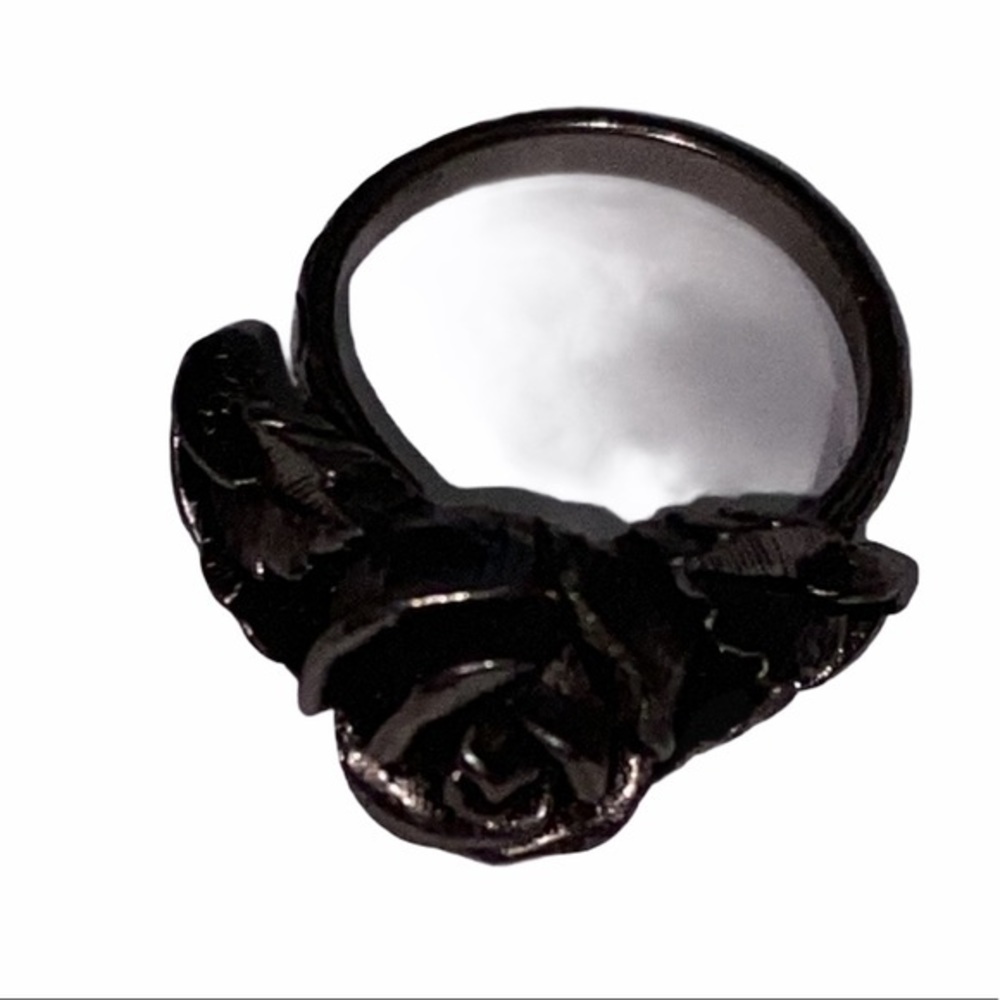 ๐ต Vintage Flower Silver Tone Ring - Picture 6 of 7